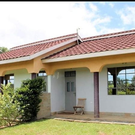 Buens Lugar Hotel Nanyuki Eksteriør billede